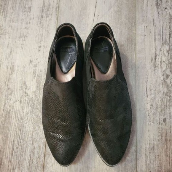 Johnston & Murphy Women's Leather Loafer Size 7 - Picture 3 of 5